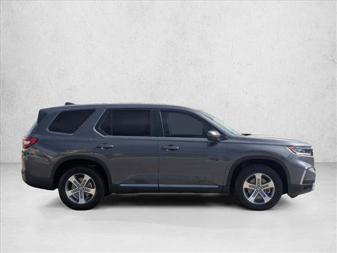 Used 2024 Honda Pilot EX-L image 7