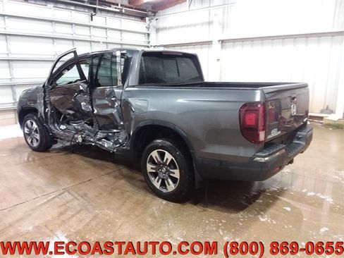 Used 2018 Honda Ridgeline RTL-E image 2