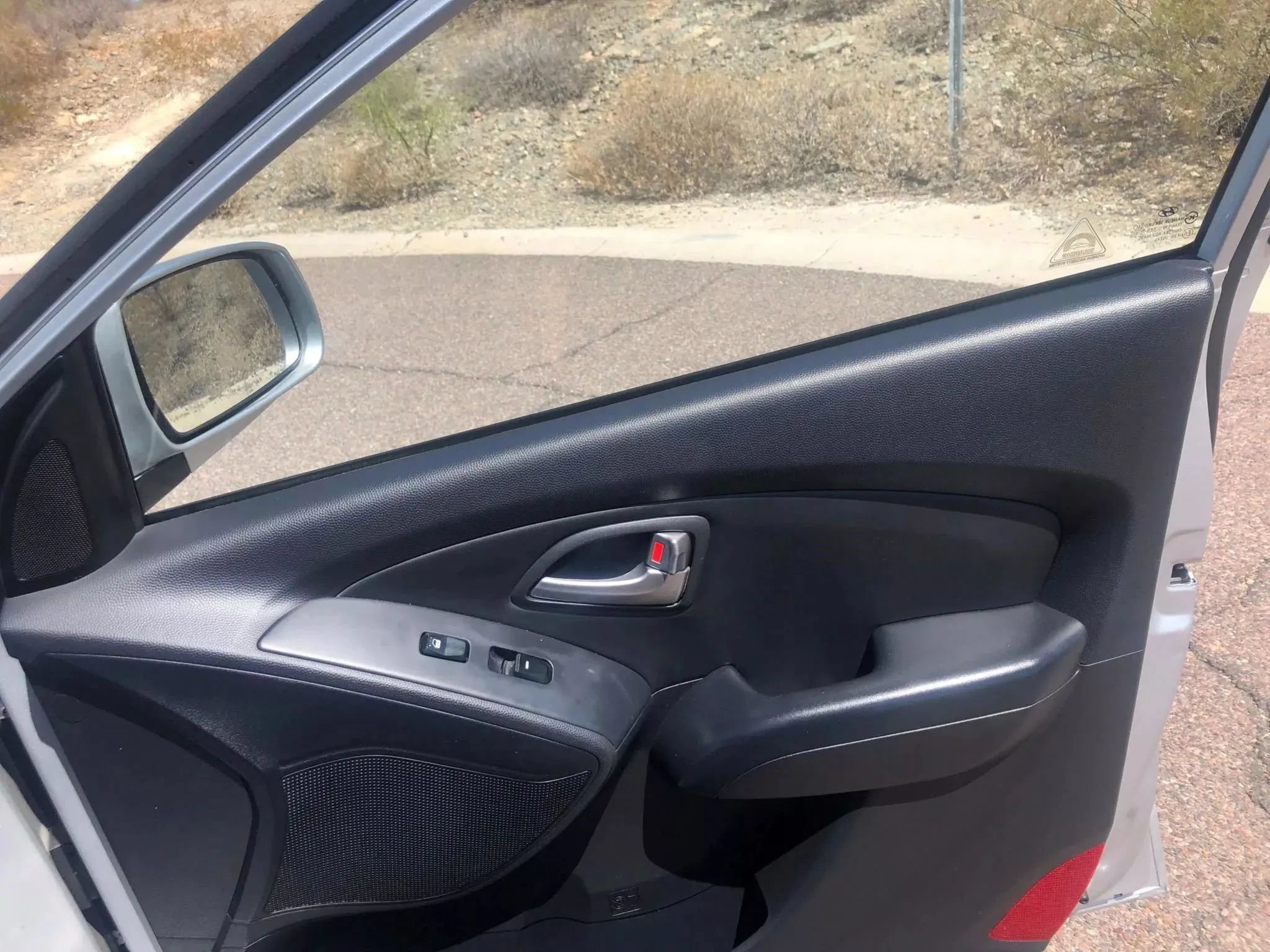 Used 2011 Hyundai Tucson GLS FWD image 11
