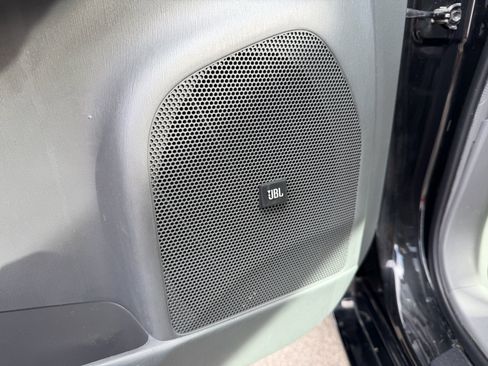 Used 2012 Toyota Prius V Five image 16