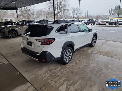Used 2023 Subaru Outback Limited image 5