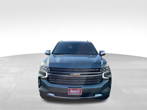 Used 2023 Chevrolet Suburban Premier RWD image 20