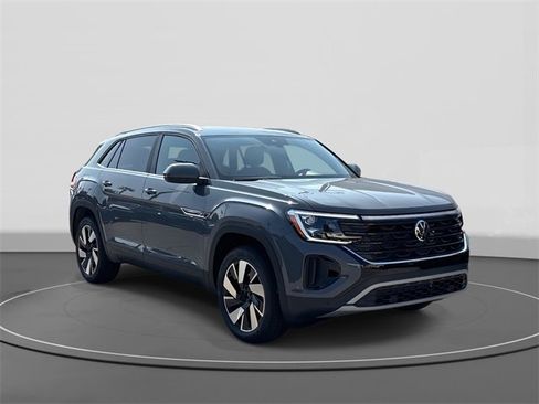 New 2026 Volkswagen Atlas Cross Sport SE image 1