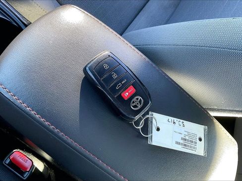 Used 2024 Toyota Corolla SE image 35