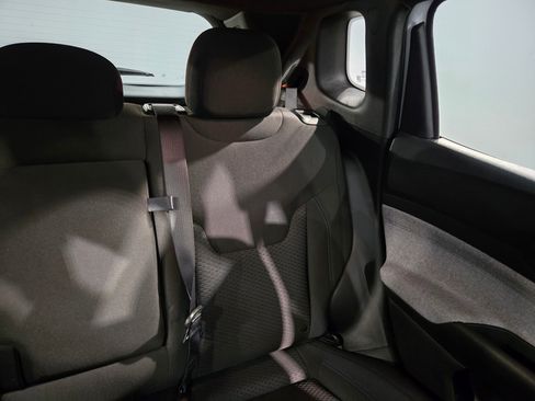 Used 2025 Jeep Compass Sport image 14