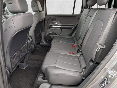 New 2026 Mercedes-Benz GLB 250 4MATIC image 16