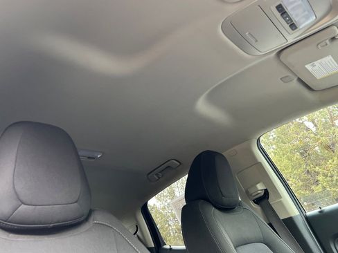 Used 2022 Chevrolet Colorado LT w/ LT Convenience Package image 21