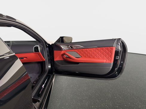 Used 2025 BMW M8 Competition AWD/4WD image 23