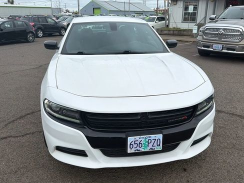 Used 2018 Dodge Charger SXT w/ Blacktop Package image 1