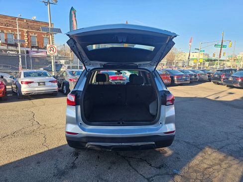 Used 2022 Chevrolet Equinox LT AWD/4WD image 8