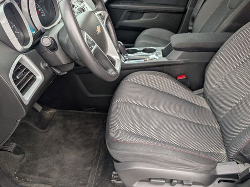 Used 2017 Chevrolet Equinox LT w/ Convenience Package FWD image 11
