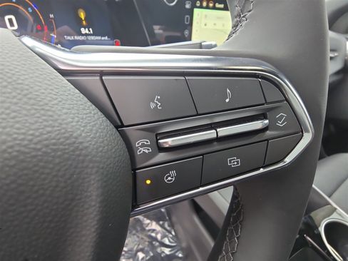 New 2025 Chevrolet Equinox LT w/ Convenience Package II image 34