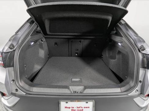 Used 2023 Volkswagen ID.4 S RWD image 18
