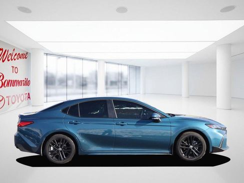 New 2026 Toyota Camry SE image 5