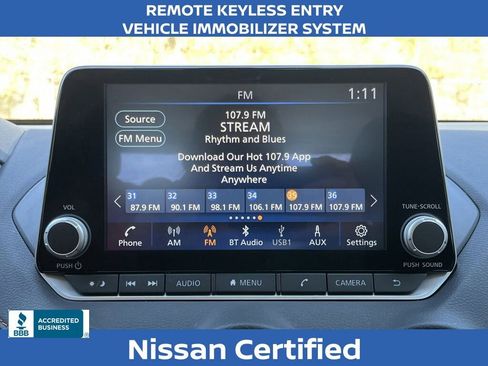 Certified 2025 Nissan Sentra SR image 4