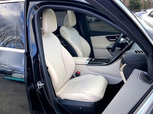 Certified 2024 Mercedes-Benz GLC 300 GLC 300 image 7