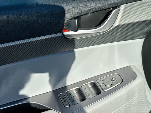 Used 2024 Hyundai Palisade SEL image 17