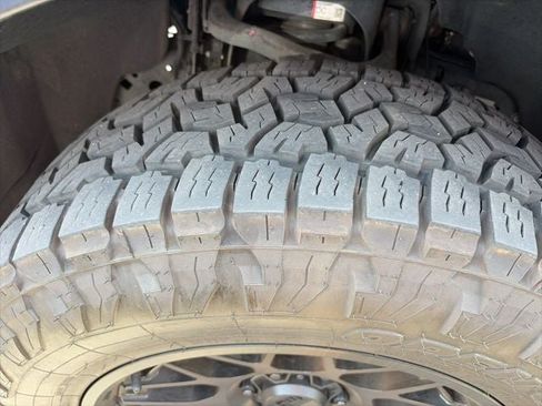 Used 2024 Ford Expedition Limited AWD/4WD image 20