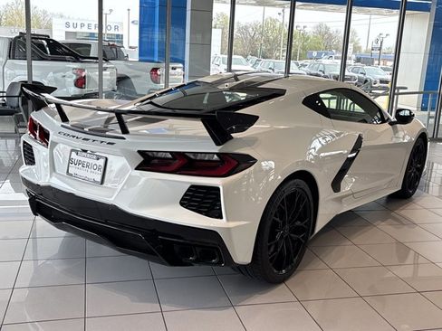 New 2026 Chevrolet Corvette Stingray Premium Cpe w/ Z51 Performance Package image 3