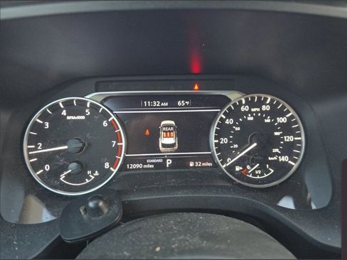 Certified 2023 Nissan Rogue S image 5