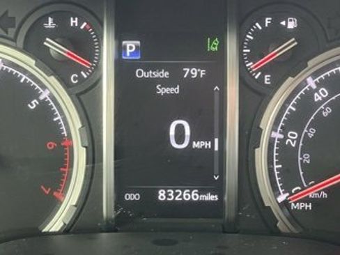 Used 2020 Toyota 4Runner Limited image 15