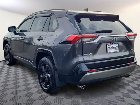Used 2019 Toyota RAV4 XSE image 4