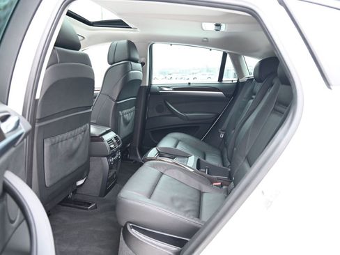 Used 2013 BMW X6 xDrive50i image 39