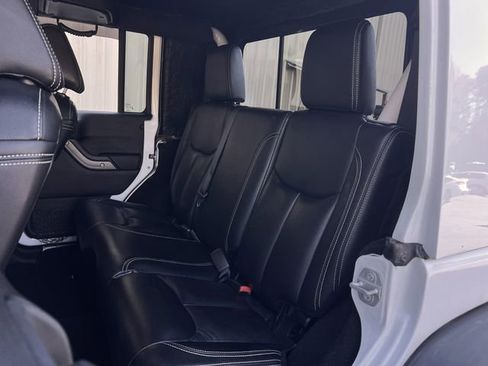 Used 2015 Jeep Wrangler Unlimited Sport w/ Quick Order Package 24S image 18