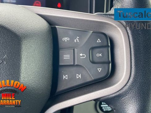 Used 2023 Ford Bronco Badlands image 19