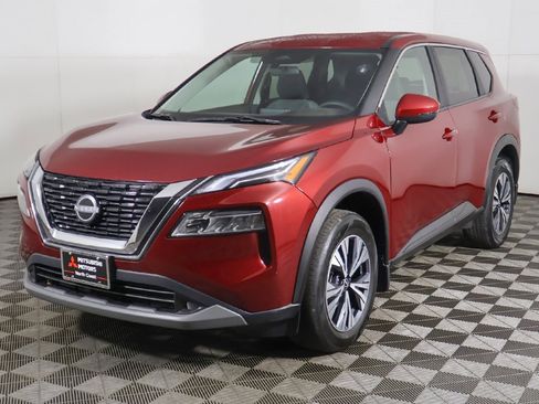 Used 2023 Nissan Rogue SV image 5