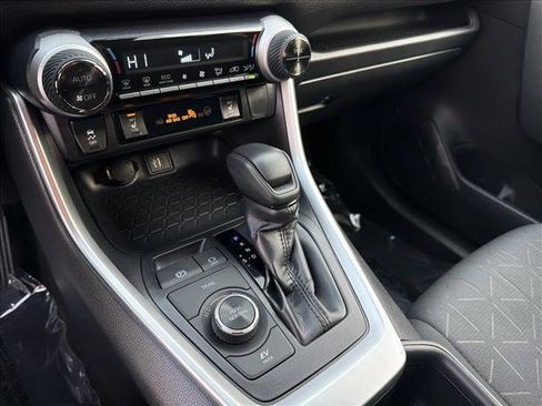 Certified 2024 Toyota RAV4 XLE image 21