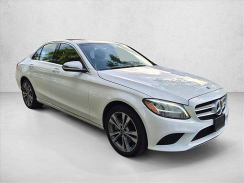 Used 2019 Mercedes-Benz C 300 4MATIC Sedan image 3
