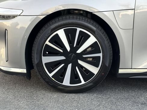 Used 2024 Lucid Air Pure image 36