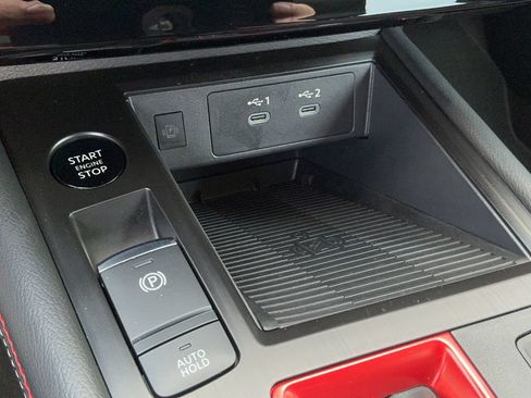 Certified 2025 Nissan Kicks SR FWD image 28