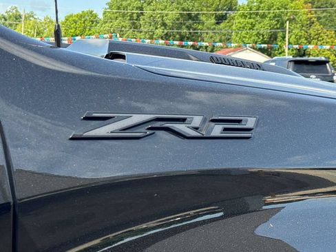Used 2025 Chevrolet Silverado 1500 ZR2 w/ Dark Appearance Package AWD/4WD image 11