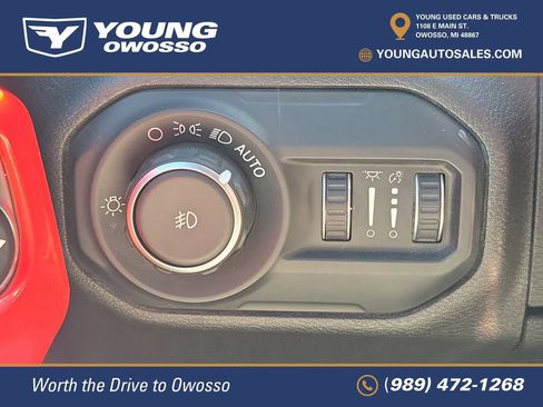 Used 2018 Jeep Wrangler Unlimited Rubicon w/ Dual Top Group AWD/4WD image 10