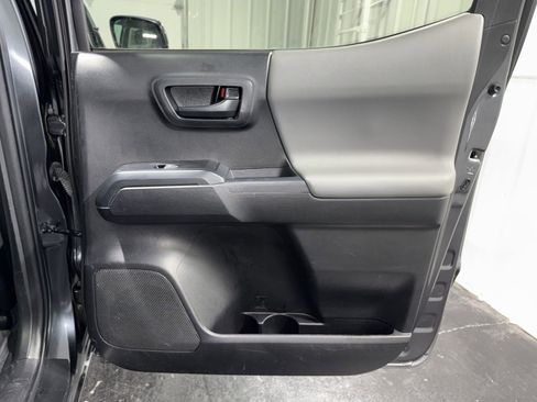Used 2023 Toyota Tacoma SR AWD/4WD image 13