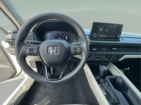Certified 2023 Honda Accord EX image 11