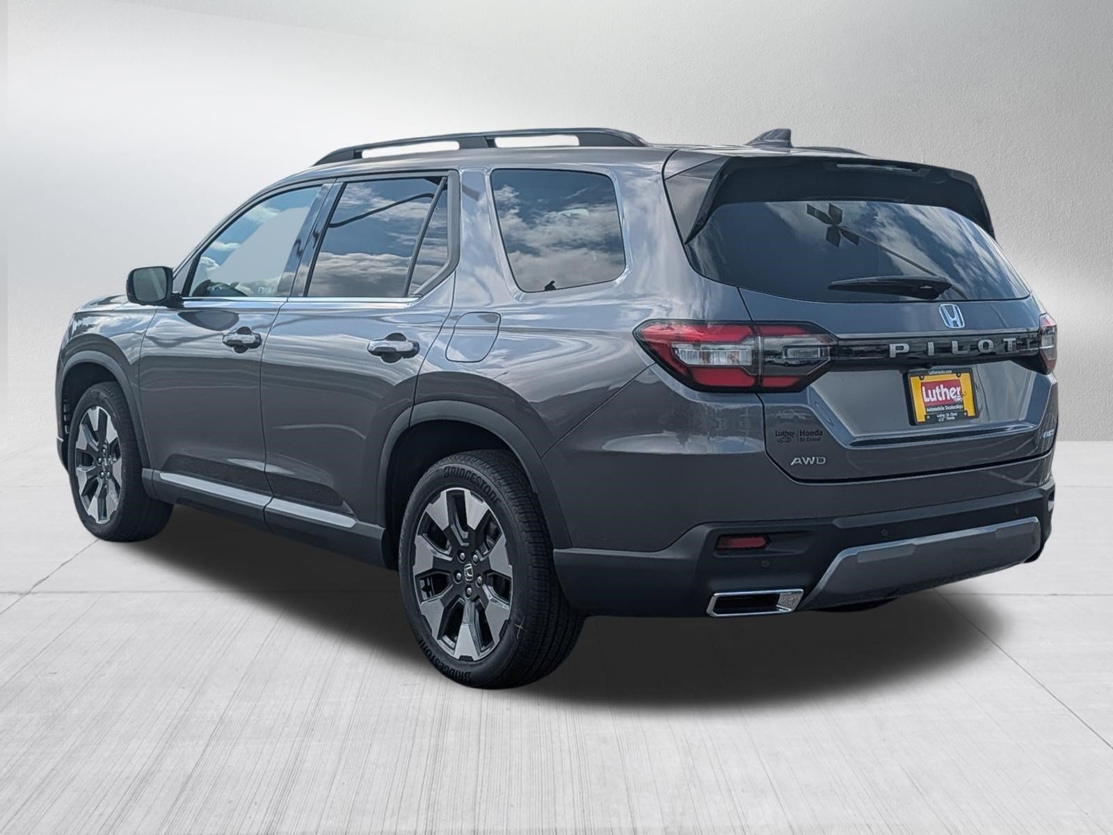 New 2026 Honda Pilot Elite image 3