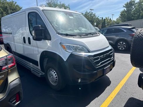 Used 2025 RAM ProMaster 2500 w/ U-Haul Equipment Group FWD image 3