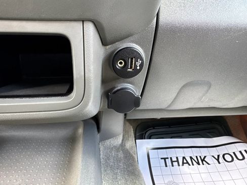 Used 2018 Nissan Frontier S image 41