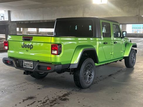 New 2025 Jeep Gladiator Sport AWD/4WD image 6