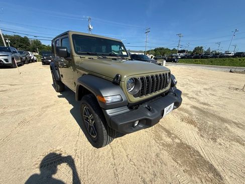 New 2026 Jeep Wrangler Unlimited Sport AWD/4WD image 7