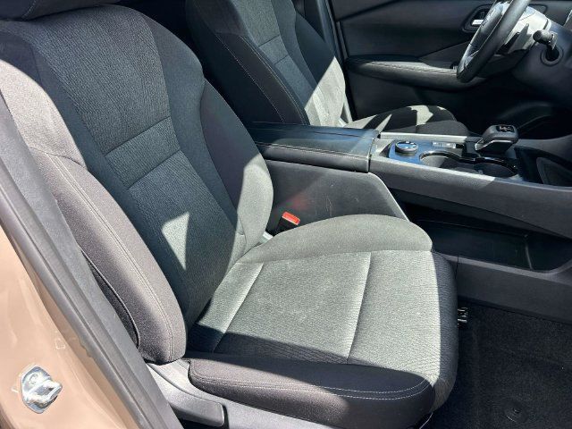 Certified 2025 Nissan Rogue SV AWD/4WD image 24