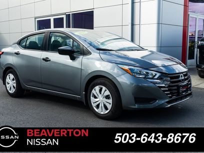 New 2025 Nissan Versa S w/ Trunk Package