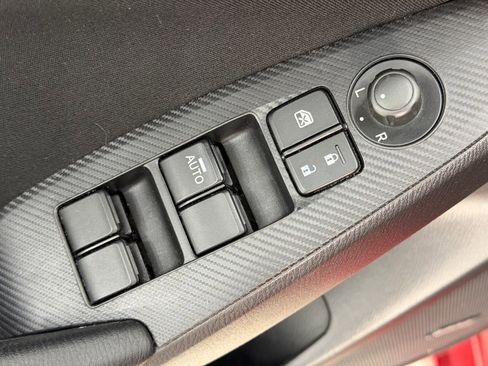 Used 2014 MAZDA MAZDA3 i Touring w/ Technology Package image 24