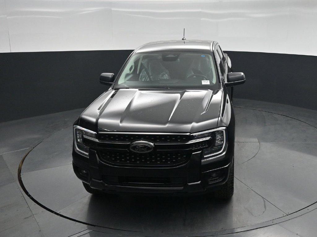 New 2026 Ford Ranger XLT w/ Black Appearance Package AWD/4WD image 33