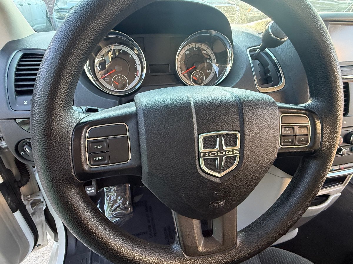 Used 2017 Dodge Grand Caravan SE w/ Power Window Group FWD image 22