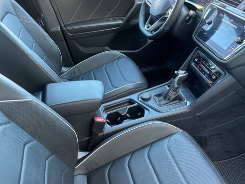 Certified 2024 Volkswagen Tiguan SEL R-Line image 16