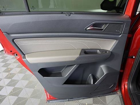 Used 2021 Volkswagen Atlas SEL Premium image 24